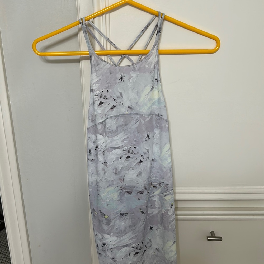 Lululemon tank top